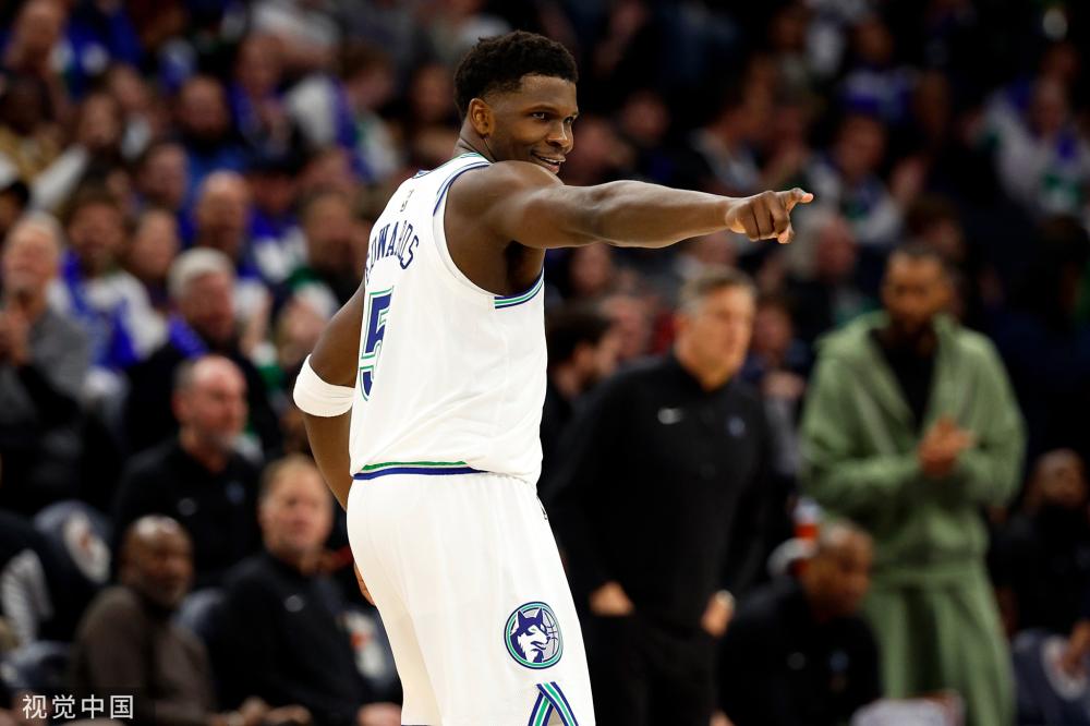 适的中锋 适的中锋